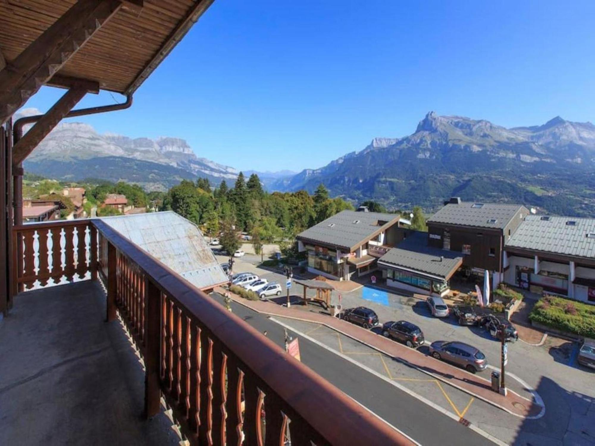 Les Aiguilles De Warens Aparthotel Комбо Екстериор снимка