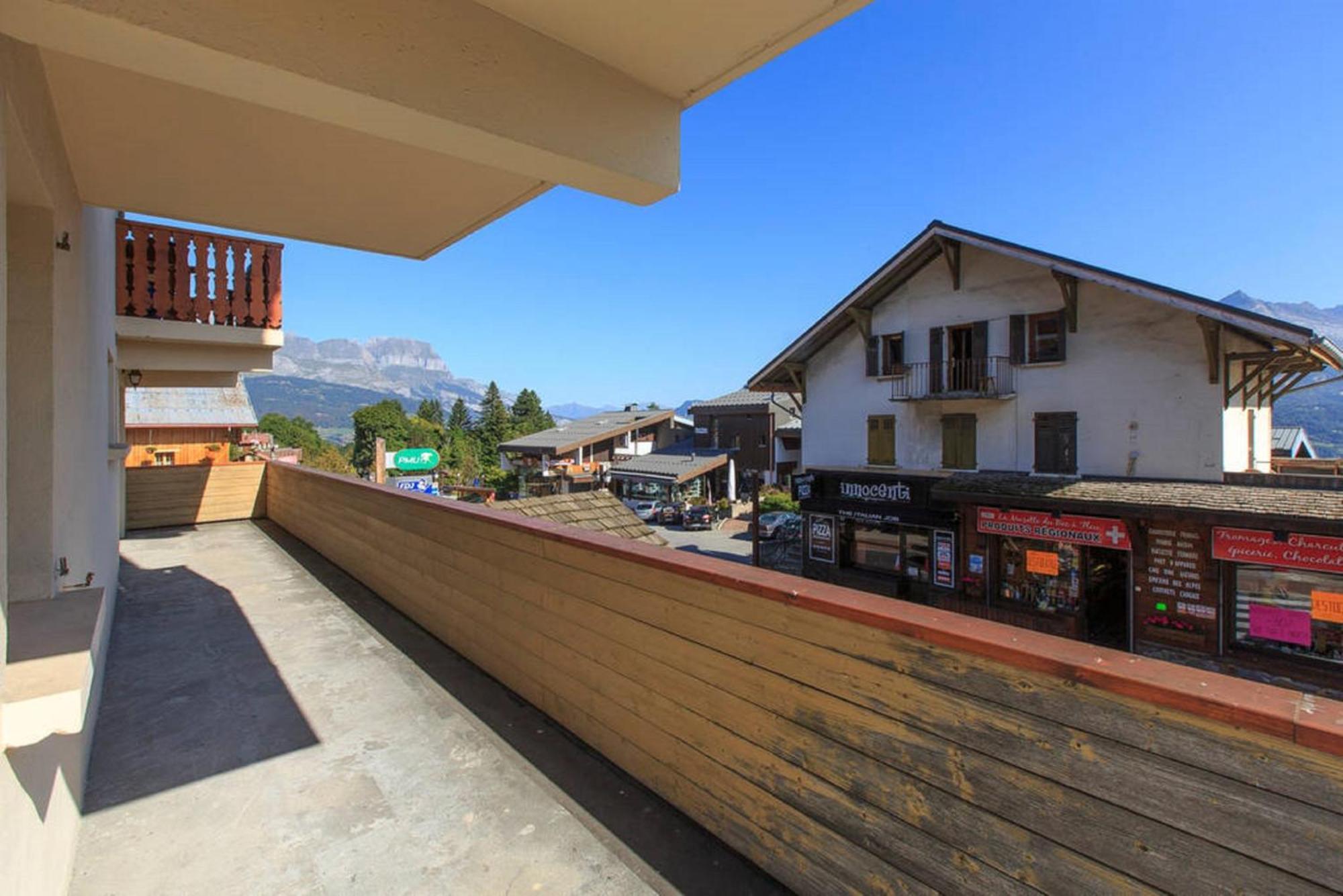 Les Aiguilles De Warens Aparthotel Комбо Екстериор снимка